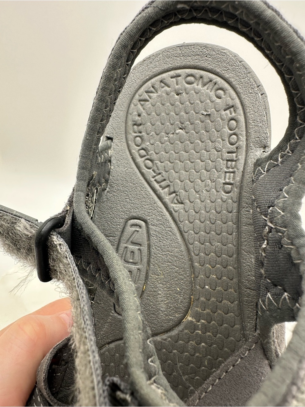 KEEN Rose Sandal Women Sz 8.5 Gray Water Hiking Closed Toe Ankle Strap 1014463 - Picture 13 of 14